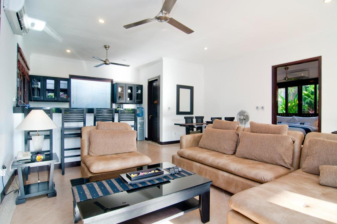 Villa Selaras Sanur Esterno foto